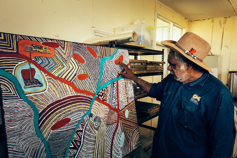 Waralungku Arts - Borroloola - New Castle Holiday 1