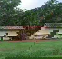 Wishart Siding Fettlers Mess - New Castle Holiday