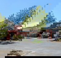 ANCA Gallery - New Castle Holiday