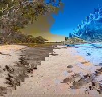 Barfleur Beach - New Castle Holiday