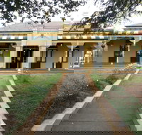 Braemar Gallery - New Castle Holiday