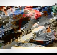 Brooke Clunie - Red Door Studio - New Castle Holiday