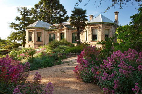 Buda Historic Home & Garden - New Castle Holiday 0
