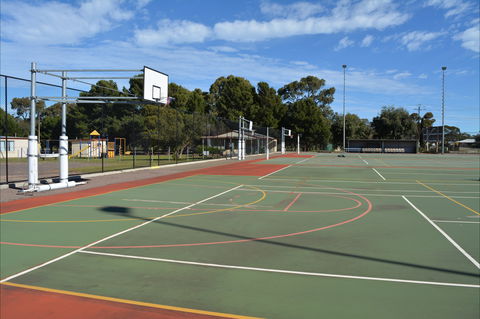 Cleve Sporting Facilities - New Castle Holiday 0