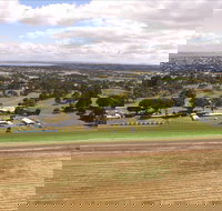Colac Turf Club - New Castle Holiday