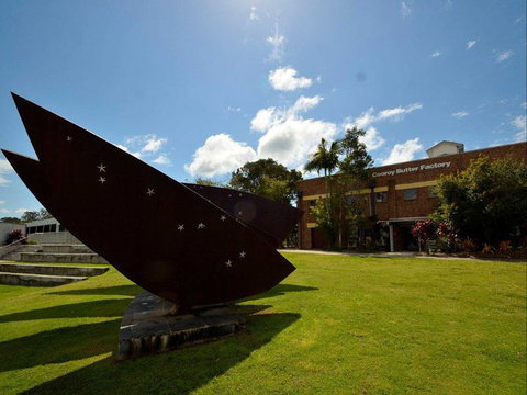 Cooroy - New Castle Holiday 0