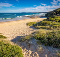 Coomee Nulunga Beach - New Castle Holiday