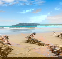 Cow Bay - New Castle Holiday