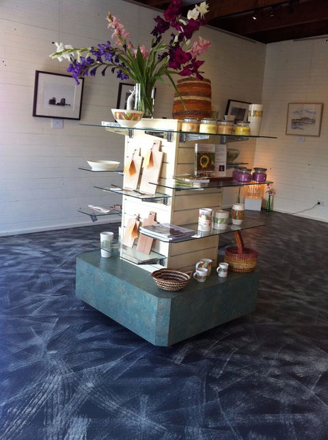 Gallery Artspaces - New Castle Holiday 0