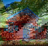 Huskisson Pictures - New Castle Holiday