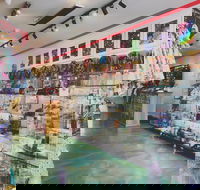 in.cube8r gallery and emporium - New Castle Holiday