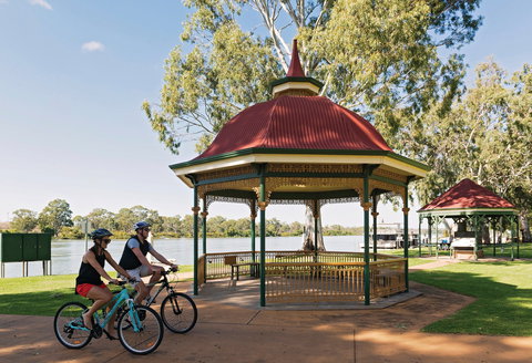 Mary Ann Reserve - New Castle Holiday 1