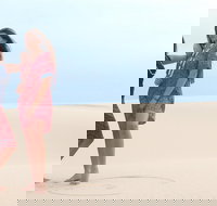 Mokea Designs - New Castle Holiday