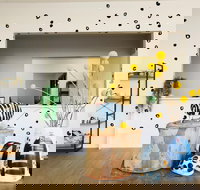 Outback Arts Creative Arts Centre - New Castle Holiday