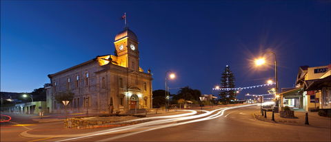 The Albany Town Hall - New Castle Holiday 0