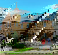 Warwick - New Castle Holiday