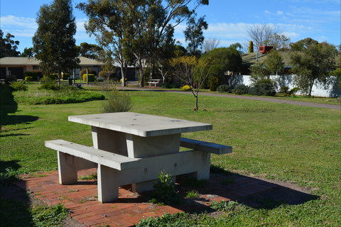 Apex Park & Picnic Area - New Castle Holiday 1