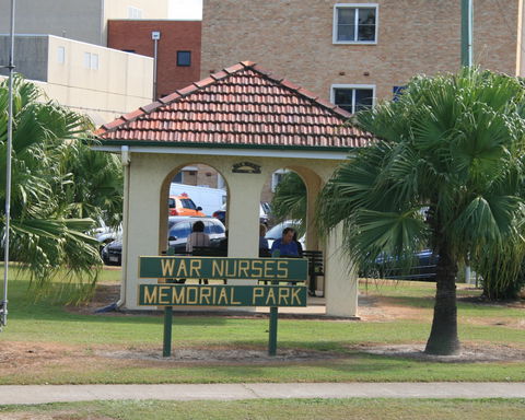 Bundaberg War Nurses Memorial And Park - New Castle Holiday 0