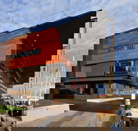 Library at The Dock - New Castle Holiday