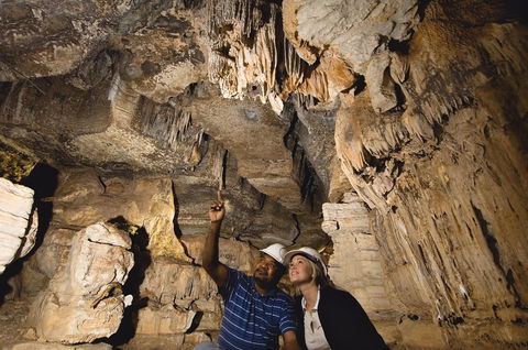 Mimbi Caves - New Castle Holiday 0