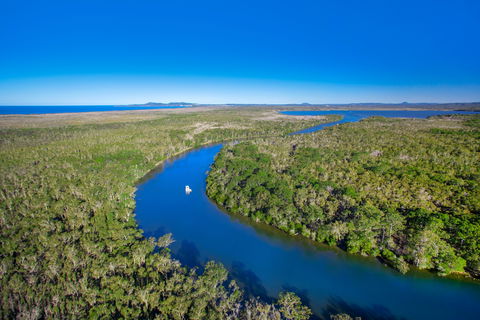 Noosa Everglades - New Castle Holiday 0