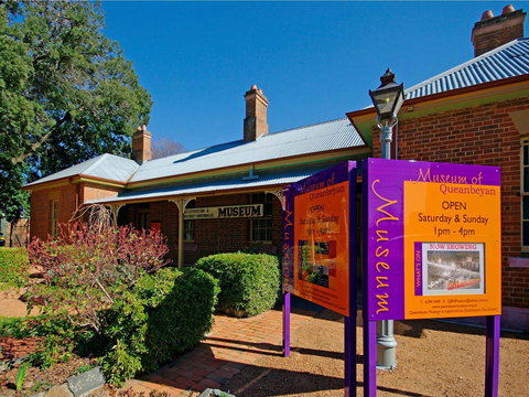 Queanbeyan Museum - New Castle Holiday 0