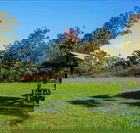 Tunks Hill picnic area - New Castle Holiday