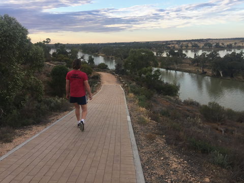 Waikerie Rotary Cliff Top Walk - New Castle Holiday 0