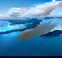 Whitehaven Beach - New Castle Holiday