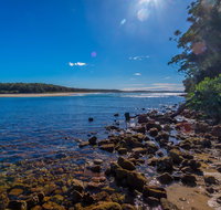 Buckleys Beach - New Castle Holiday