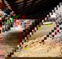 Campbell's Store Craft Centre - New Castle Holiday