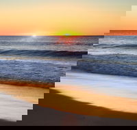 Culburra Surf Beach - New Castle Holiday