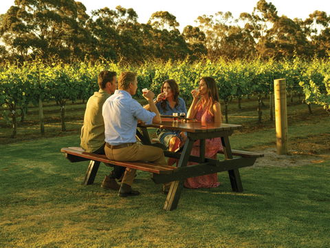 Denmark Food And  Wine Trail - New Castle Holiday 2