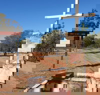 Derby Pioneer Cemetery - New Castle Holiday