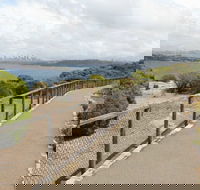 Fairfax walk - New Castle Holiday