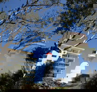 Friends of the Caloundra Lighthouses - New Castle Holiday