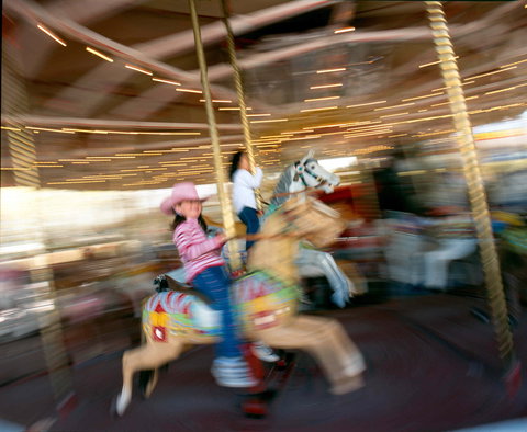 Merry-Go-Round - New Castle Holiday 0