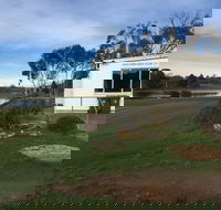 Oatlands Golf Course - New Castle Holiday