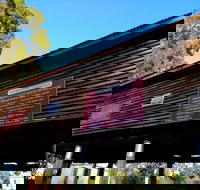 Paterson self guided walk - New Castle Holiday