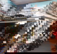 The Burg - New Castle Holiday