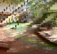 Yallingup Galleries - New Castle Holiday