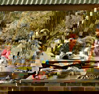 Apsley Falls Picnic Area - New Castle Holiday