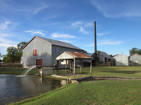 Blackall Woolscour - New Castle Holiday 0