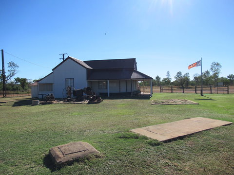 Borroloola Police Station Museum - New Castle Holiday 0