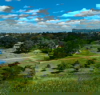 Hawkstowe Picnic Area - New Castle Holiday