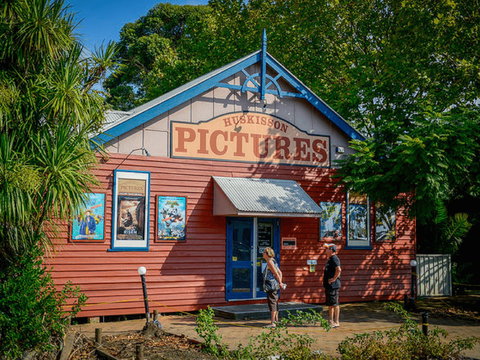 Huskisson - New Castle Holiday 2