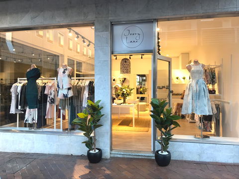 Ivory Lane Boutique - New Castle Holiday 0