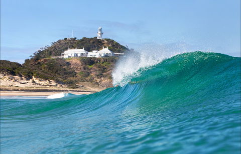Lighthouse Beach - New Castle Holiday 0