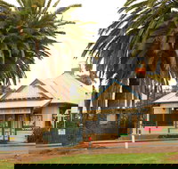 The Flinders Hinterland Scenic Drive - New Castle Holiday