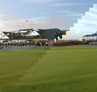 The Coast Golf Course - New Castle Holiday